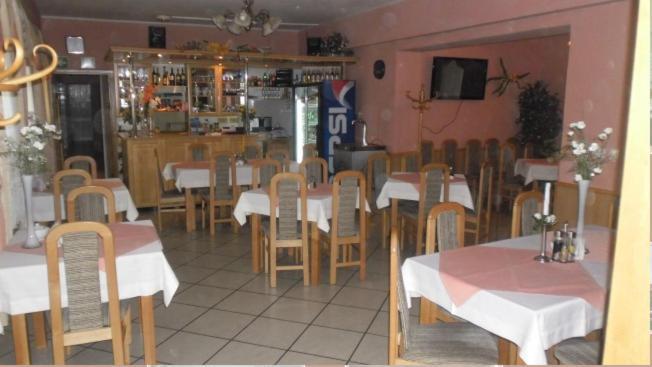 Hotel Ostoja Lipówki Extérieur photo